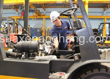 5 CÁCH CHĂM SÓC PIN XE NÂNG QUAN TRỌNG